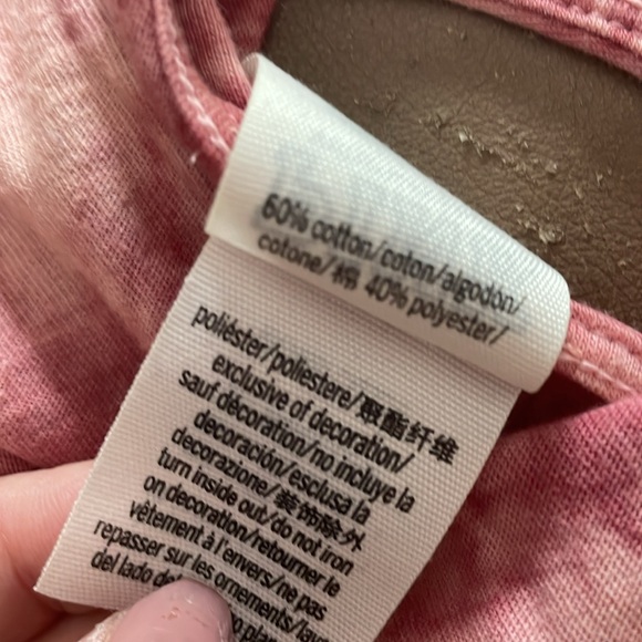 VS PINK Acid WashTank 🩷 - Picture 14 of 15